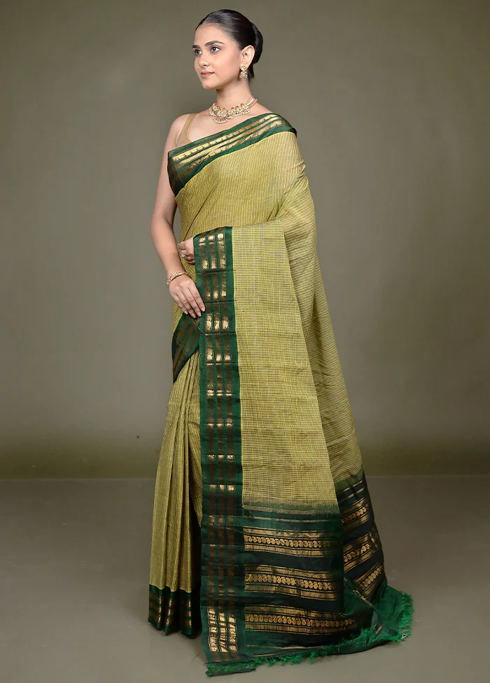 Green Gadwal Pure Silk Saree Without Blouse Piece - Image 4