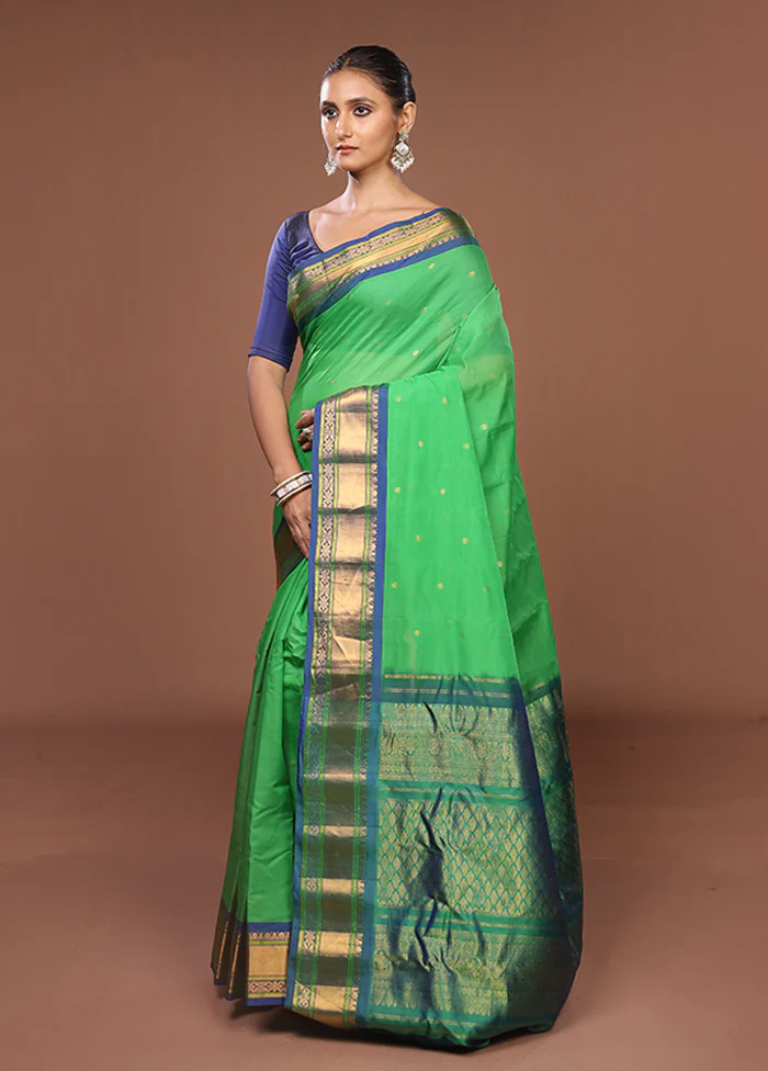 Green Gadwal Pure Silk Saree Without Blouse Piece - Image 4