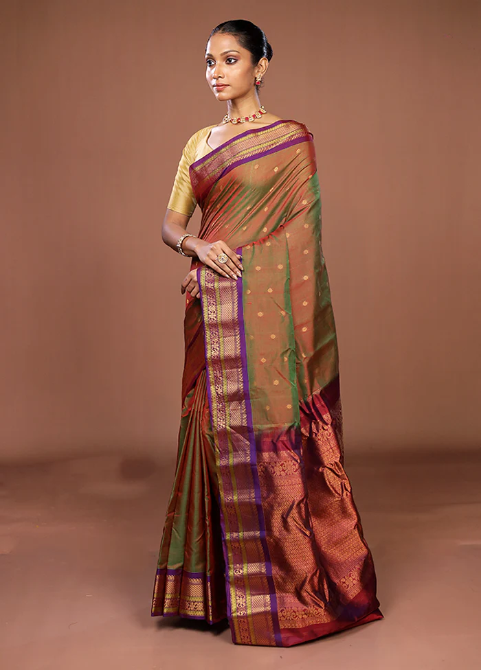 Green Gadwal Pure Silk Saree Without Blouse Piece - Image 4