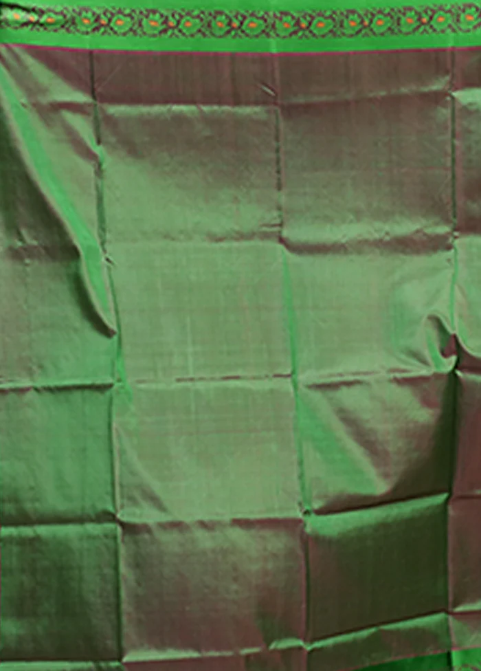 Green Garad Pure Silk Saree Without Blouse Piece - Image 5