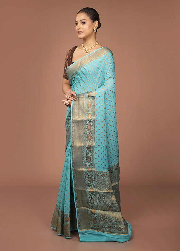 Green Georgette Saree With Blouse Piece - Image 4