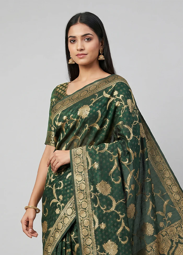 Green Georgette Saree With Blouse Piece - Image 2