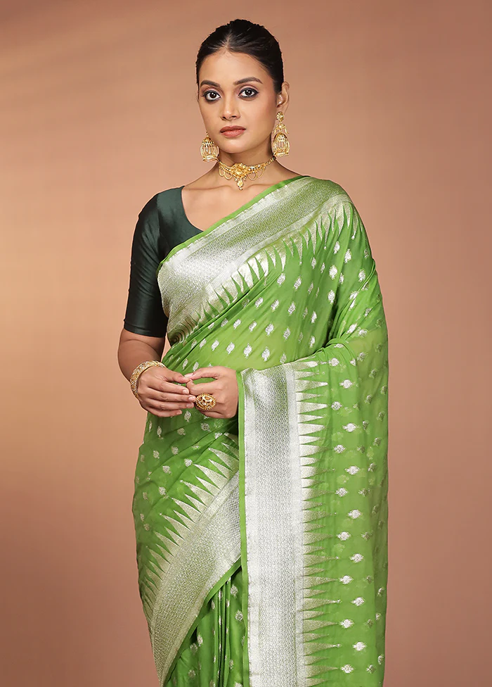 Green Georgette Saree With Blouse Piece