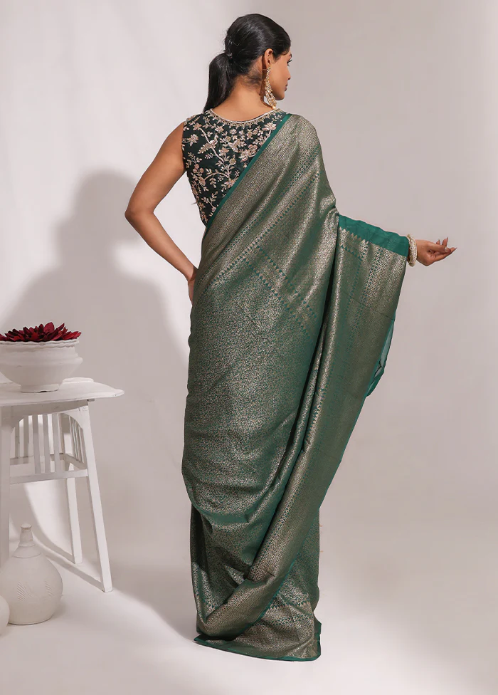 Green Georgette Saree With Blouse Piece - Image 3