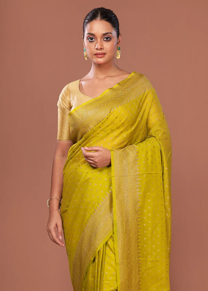Green Georgette Saree With Blouse Piece