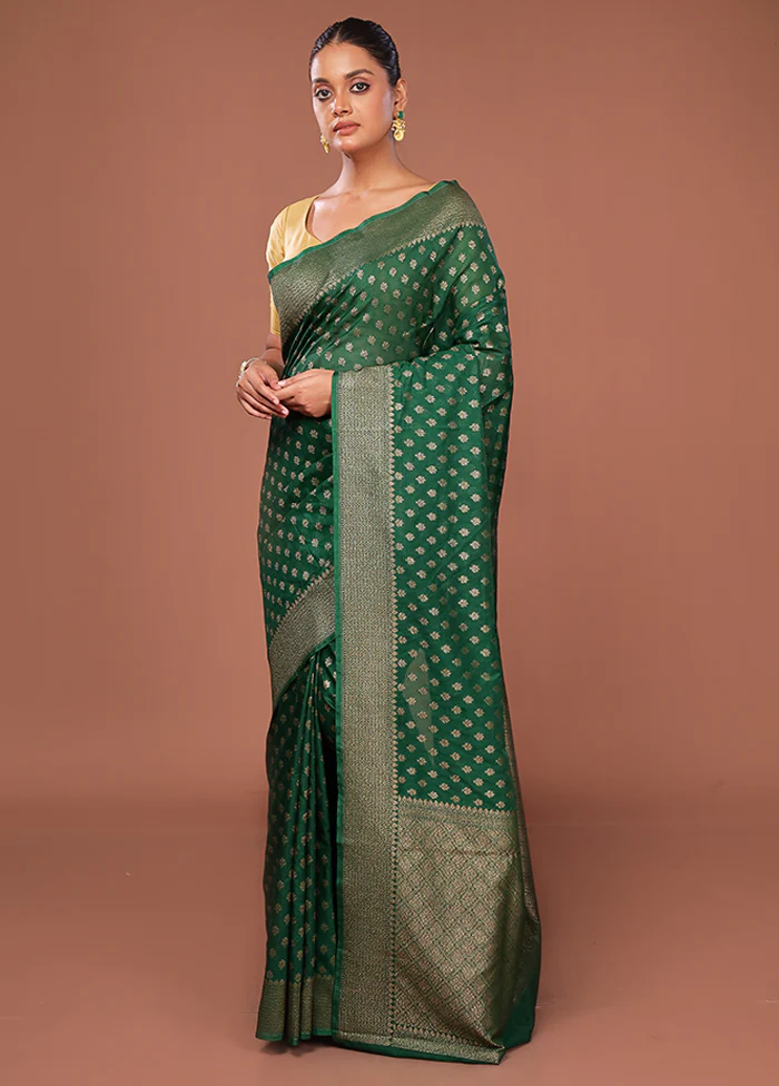 Green Georgette Saree With Blouse Piece - Image 4
