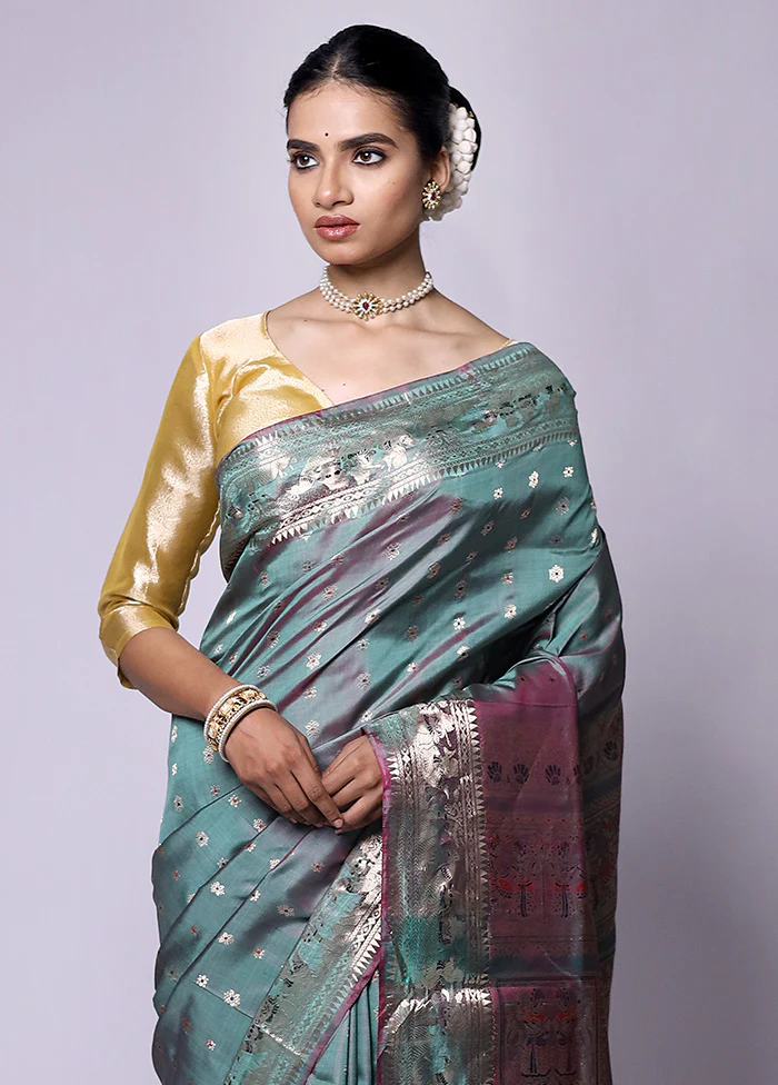 Green Handloom Baluchari Pure Silk Saree With Blouse Piece - Image 2