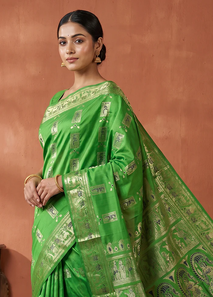 Green Handloom Baluchari Pure Silk Saree With Blouse Piece - Image 2
