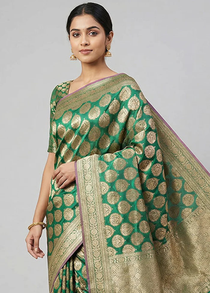 Green Handloom Banarasi Pure Silk Saree With Blouse Piece - Image 2