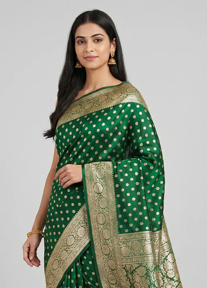 Green Handloom Banarasi Pure Silk Saree With Blouse Piece - Image 2