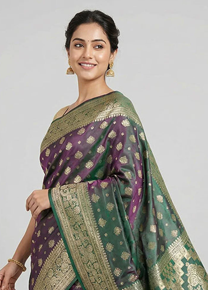 Green Handloom Banarasi Pure Silk Saree With Blouse Piece - Image 2