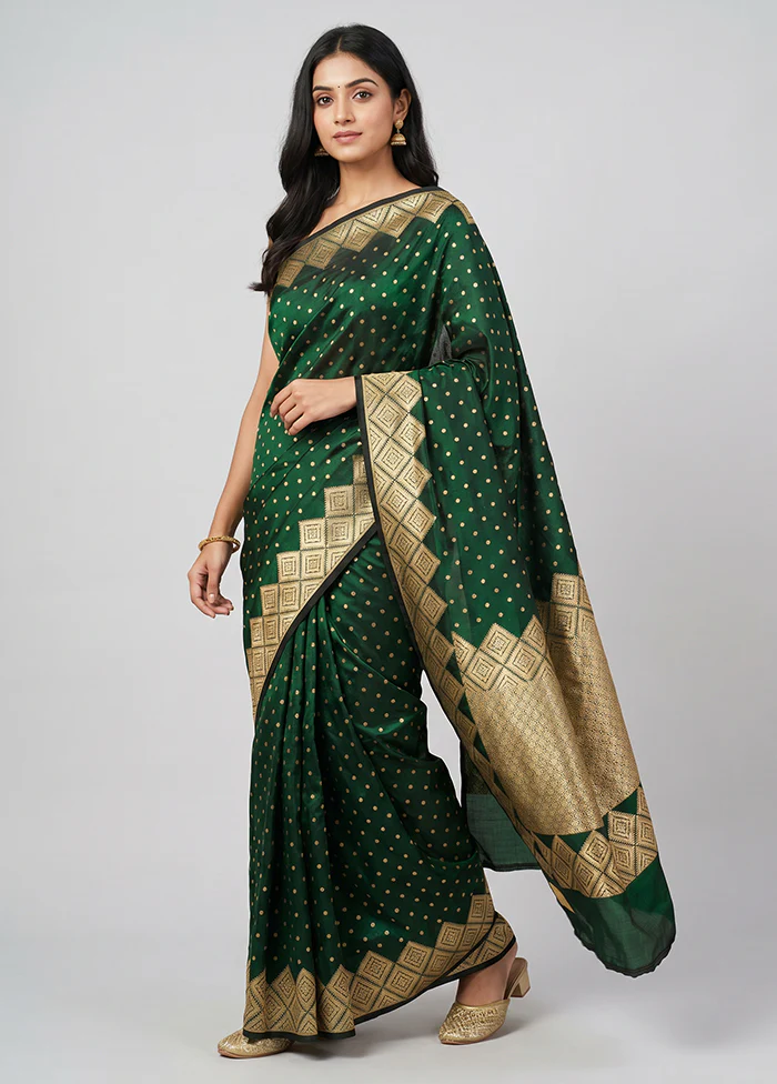 Green Handloom Banarasi Pure Silk Saree With Blouse Piece