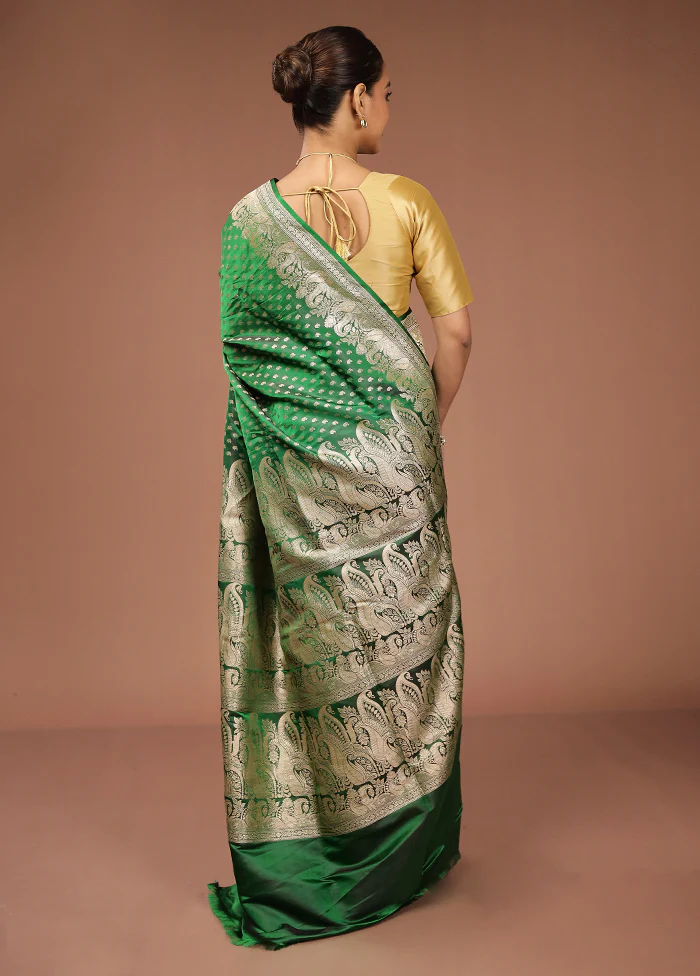Green Handloom Banarasi Pure Silk Saree With Blouse Piece - Image 3