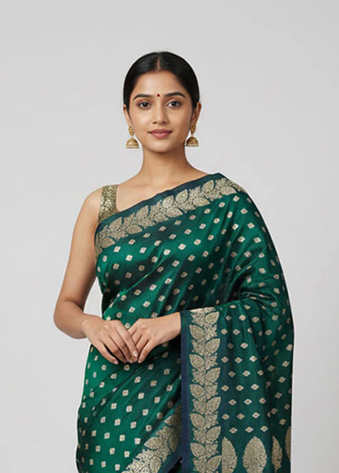 Green Handloom Banarasi Pure Silk Saree With Blouse Piece - Image 2