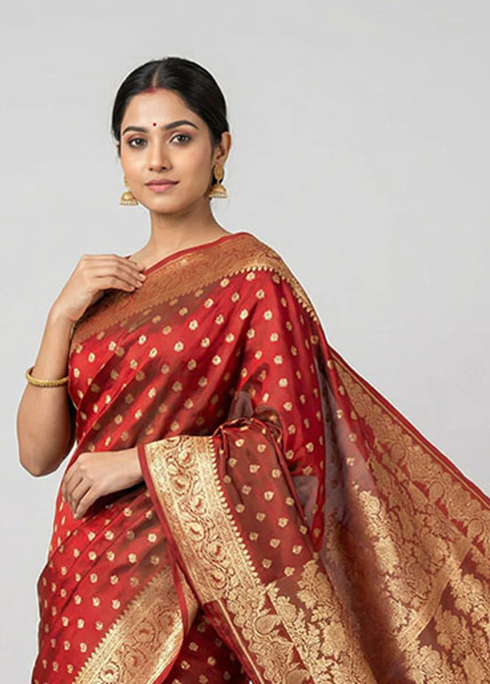 Green Handloom Banarasi Pure Silk Saree With Blouse Piece - Image 2