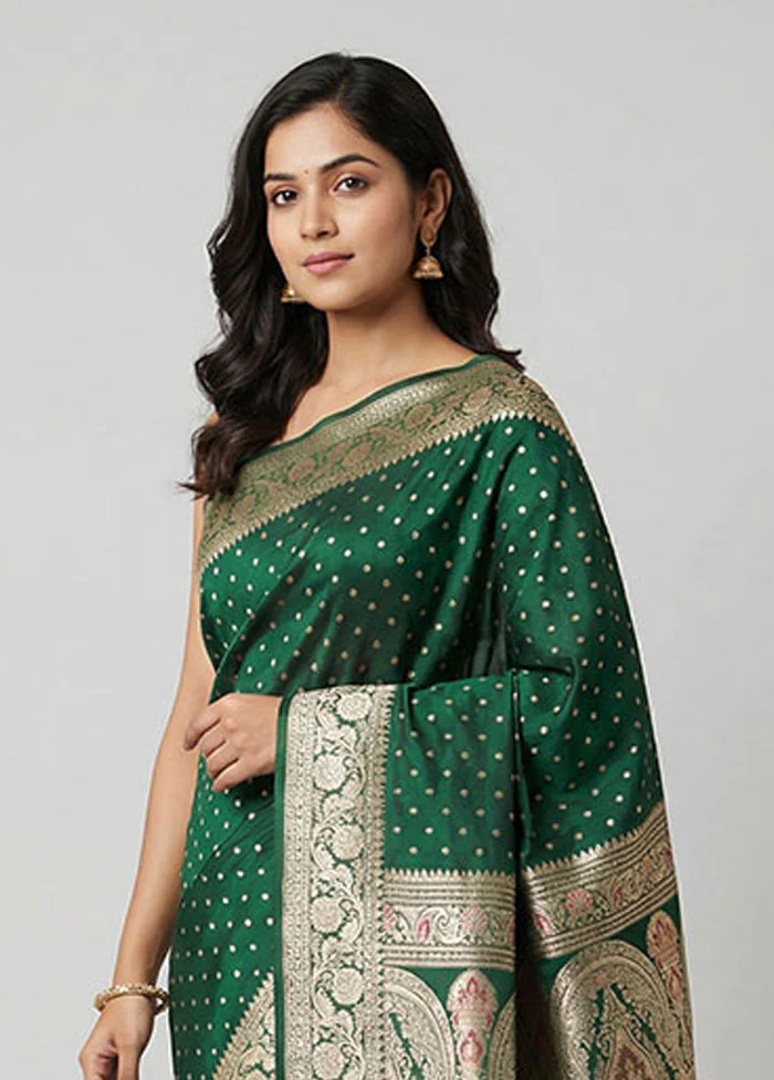 Green Handloom Banarasi Pure Silk Saree With Blouse Piece - Image 2