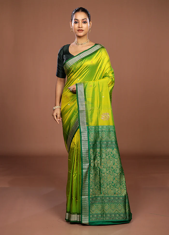 Green Handloom Bomkai Pure Silk Saree With Blouse Piece - Image 2