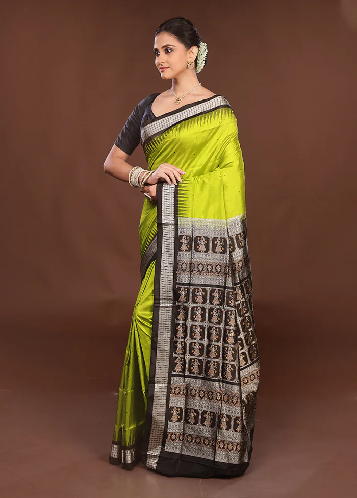 Green Handloom Bomkai Pure Silk Saree With Blouse Piece - Image 4