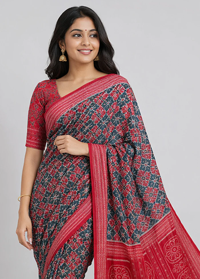 Green Handloom Bomkai Pure Silk Saree With Blouse Piece - Image 2