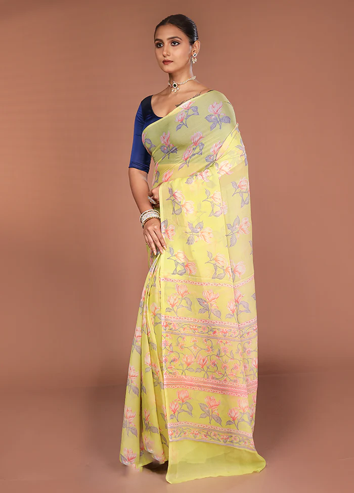 Green Handloom Chiffon Pure Silk Saree With Blouse Piece - Image 4