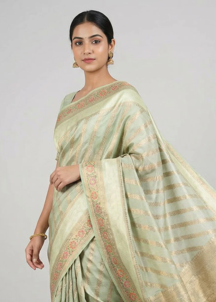 Green Handloom Dupion Pure Silk Saree With Blouse Piece - Image 2