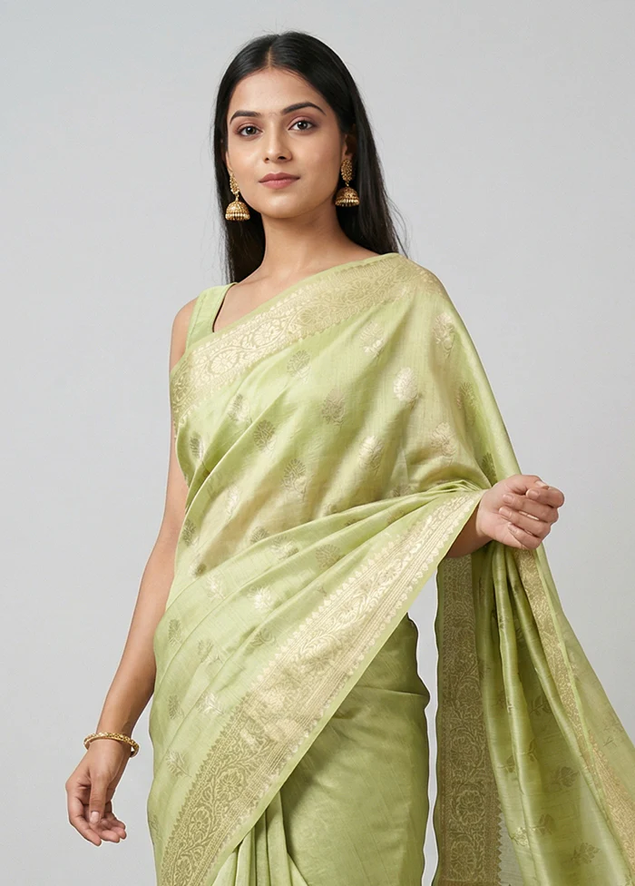 Green Handloom Dupion Pure Silk Saree With Blouse Piece - Image 2