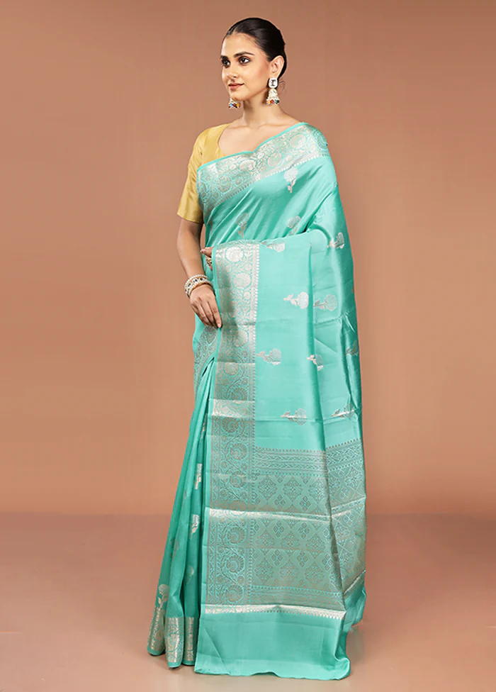 Green Handloom Dupion Pure Silk Saree With Blouse Piece - Image 4