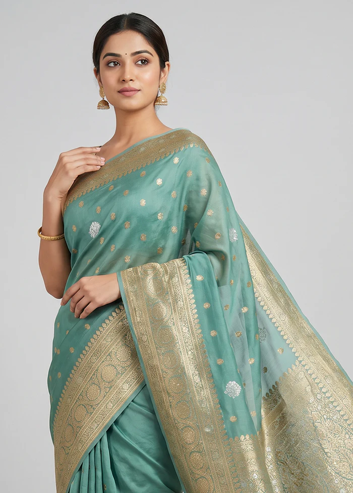 Green Handloom Dupion Pure Silk Saree With Blouse Piece - Image 2