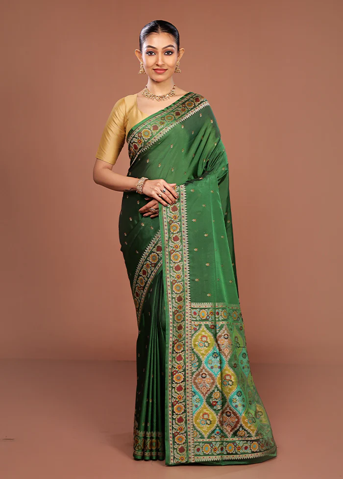 Green Handloom Jamewar Pure Silk Saree With Blouse Piece - Image 2