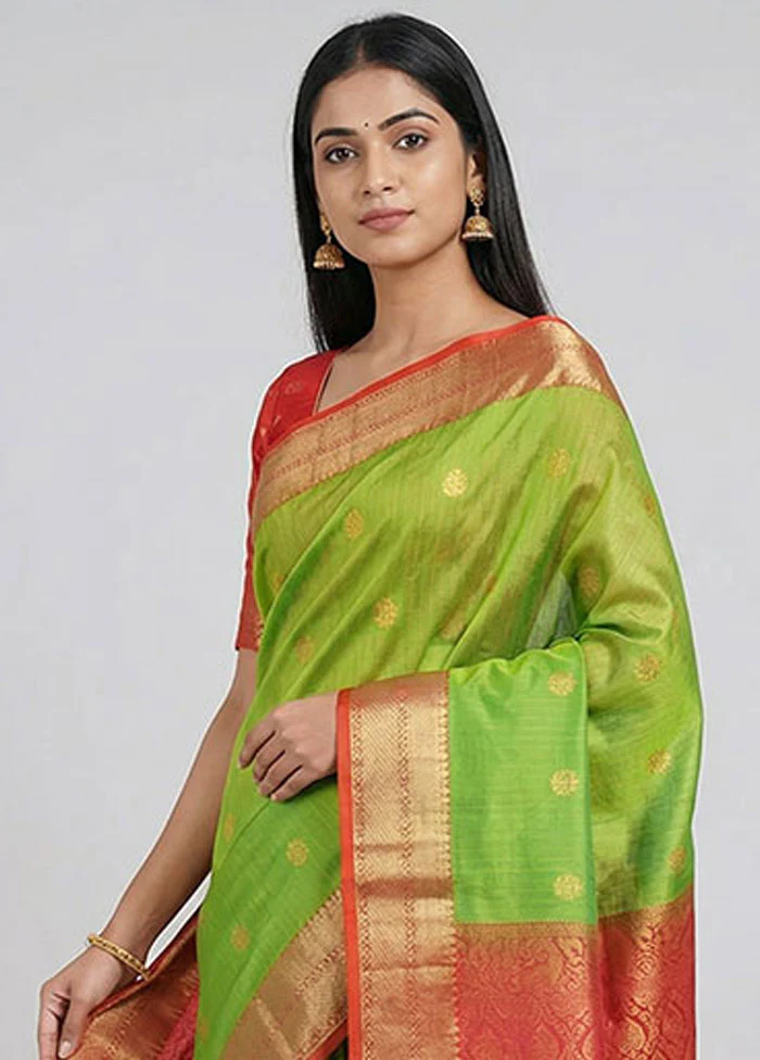Green Handloom Kanchipuram Pure Silk Saree With Blouse Piece - Image 2