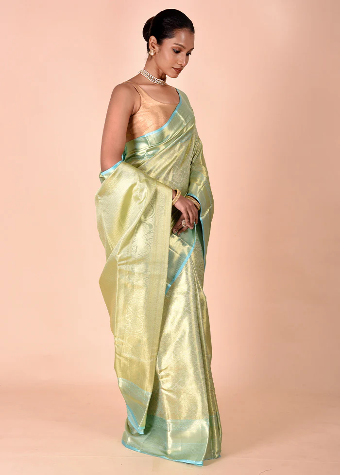 Green Handloom Kanchipuram Pure Silk Saree With Blouse Piece - Image 4