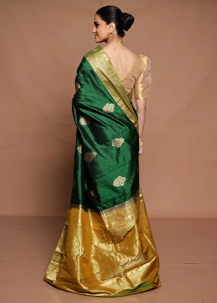 Green Handloom Kanchipuram Pure Silk Saree With Blouse Piece - Image 3
