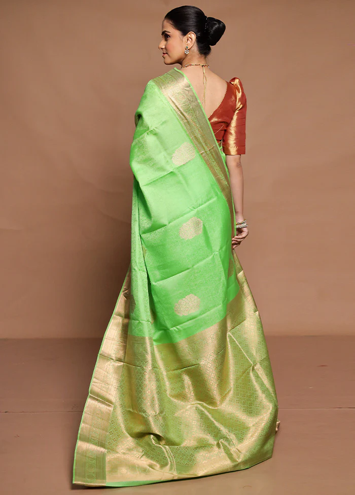 Green Handloom Kanchipuram Pure Silk Saree With Blouse Piece - Image 3