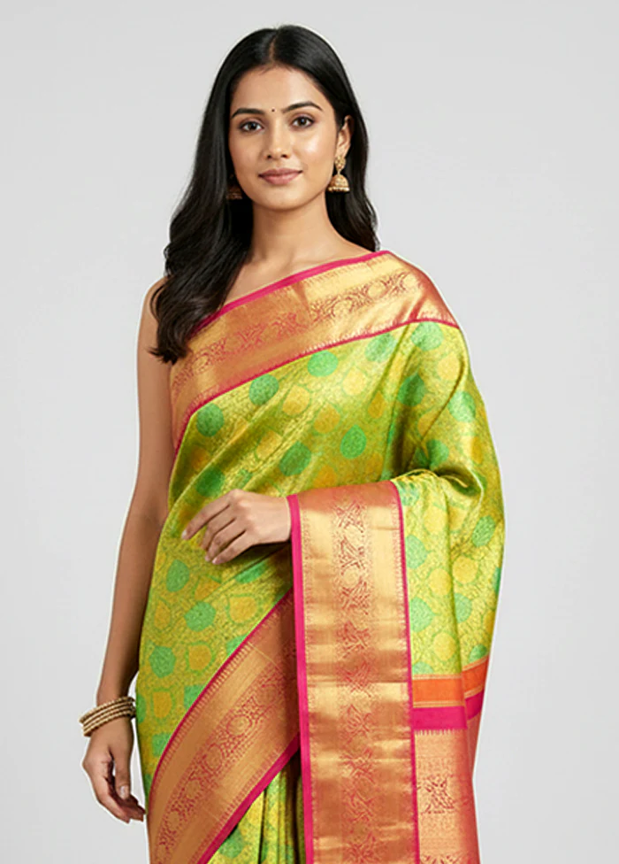 Green Handloom Kanchipuram Pure Silk Saree With Blouse Piece - Image 2