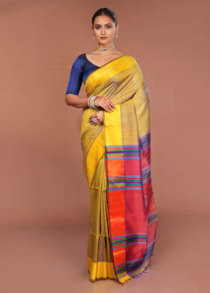 Green Handloom Kalakshetra Pure Silk Saree With Blouse Piece - Image 2