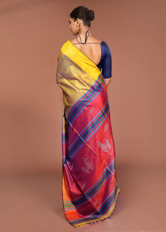 Green Handloom Kalakshetra Pure Silk Saree With Blouse Piece - Image 3