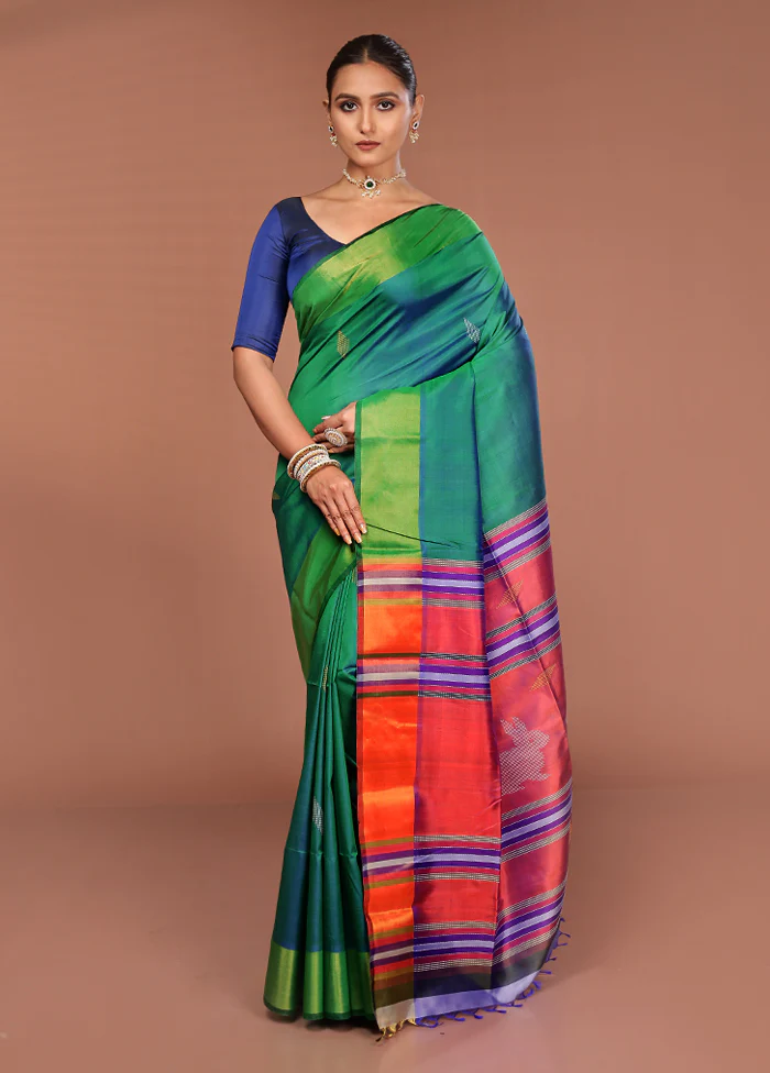 Green Handloom Kalakshetra Pure Silk Saree With Blouse Piece - Image 2