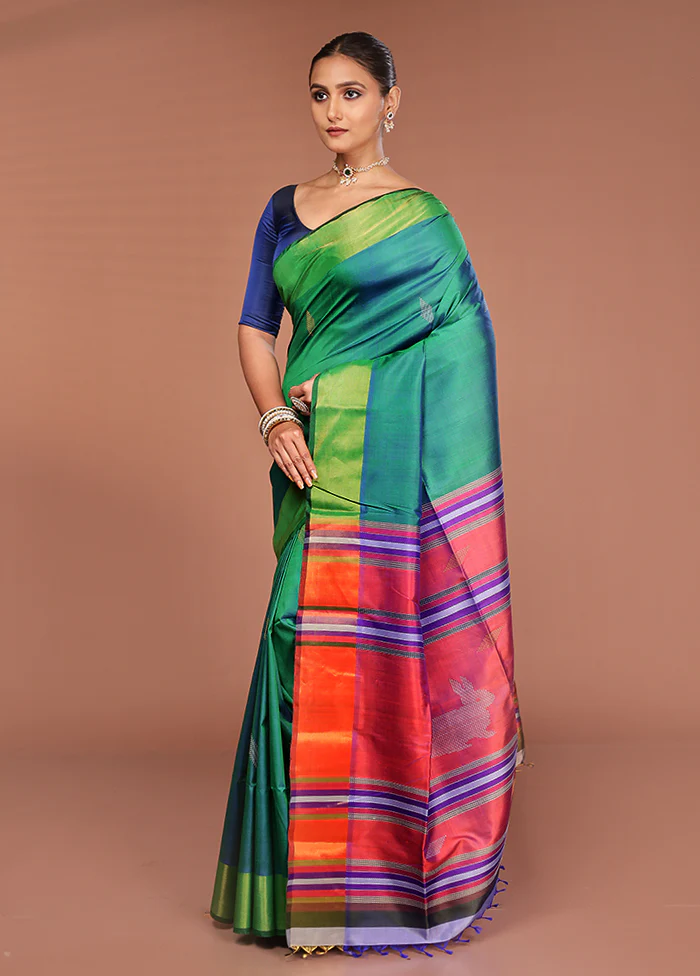 Green Handloom Kalakshetra Pure Silk Saree With Blouse Piece - Image 4