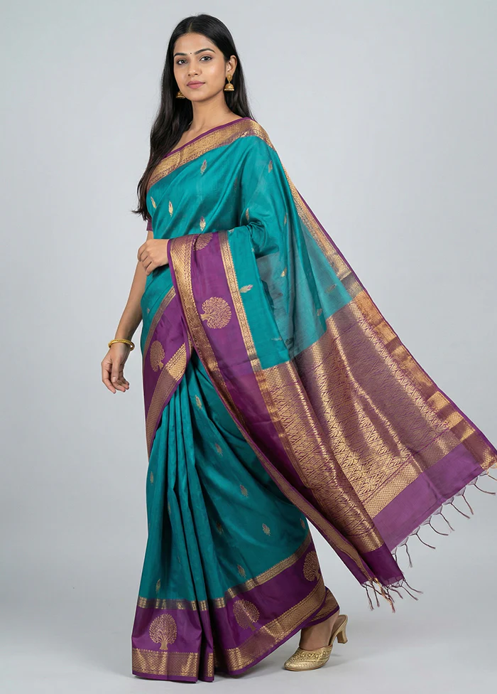Green Handloom Kanjivaram Pure Silk Saree With Blouse Piece