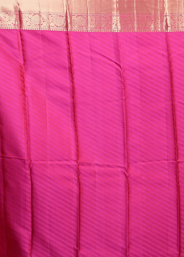Green Handloom Kanjivaram Pure Silk Saree With Blouse Piece - Image 5