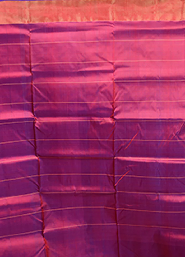 Green Handloom Kanjivaram Pure Silk Saree With Blouse Piece - Image 5