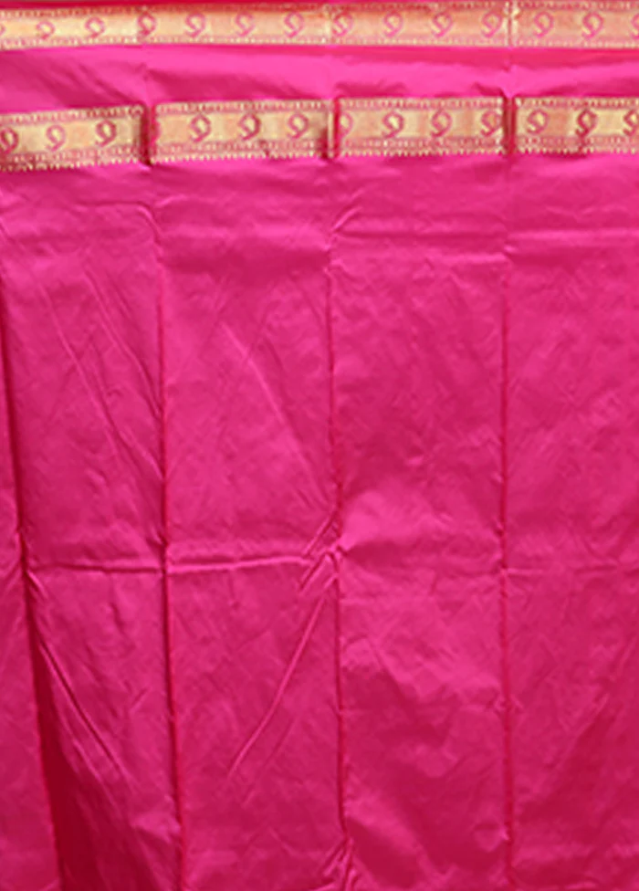Green Handloom Kanjivaram Pure Silk Saree With Blouse Piece - Image 5