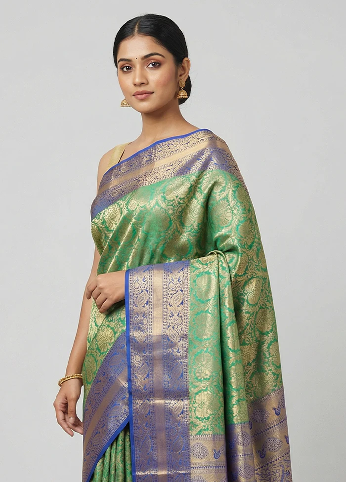 Green Handloom Kanjivaram Pure Silk Saree With Blouse Piece - Image 2