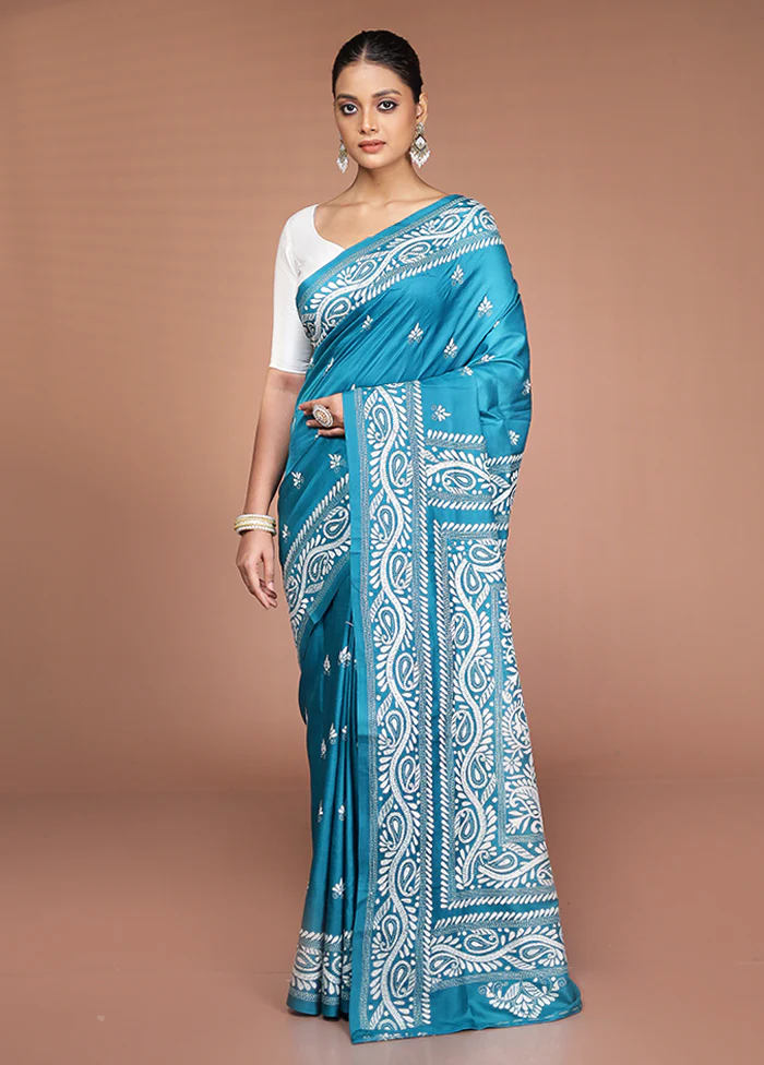 Green Handloom Kantha Stitch Pure Silk Saree With Blouse Piece - Image 2