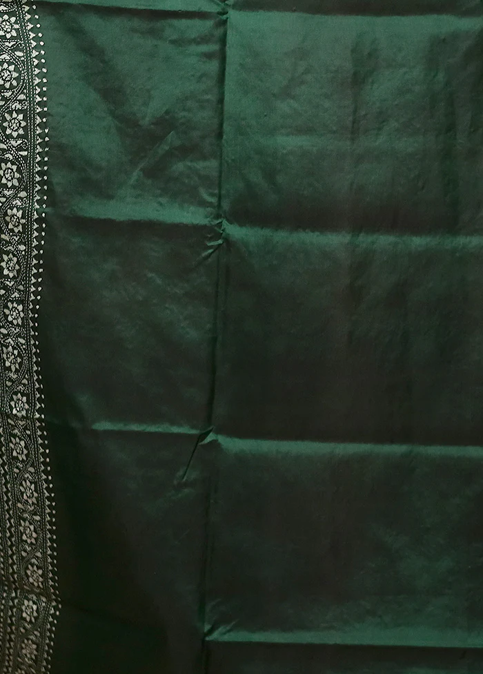Green Handloom Kantha Stitch Pure Silk Saree With Blouse Piece - Image 5