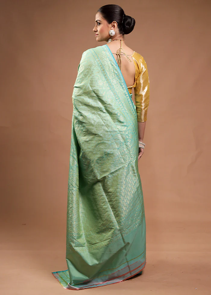 Green Handloom Katan Pure Silk Saree With Blouse Piece - Image 3