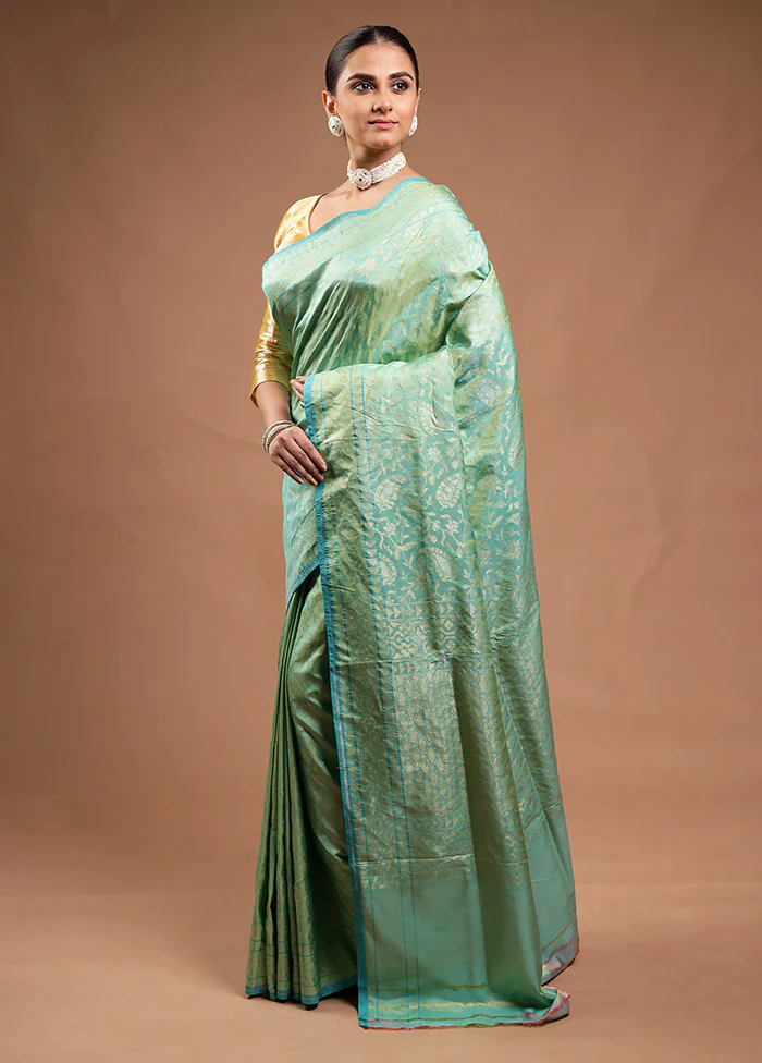 Green Handloom Katan Pure Silk Saree With Blouse Piece - Image 4
