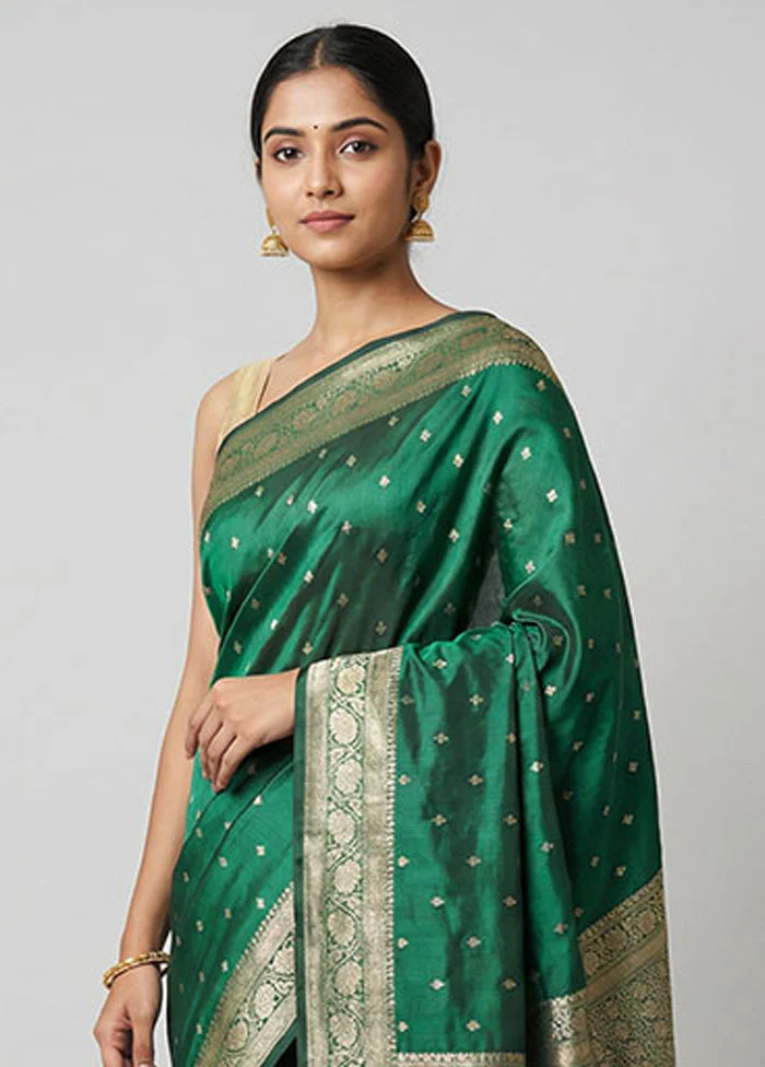 Green Handloom Katan Pure Silk Saree With Blouse Piece - Image 2