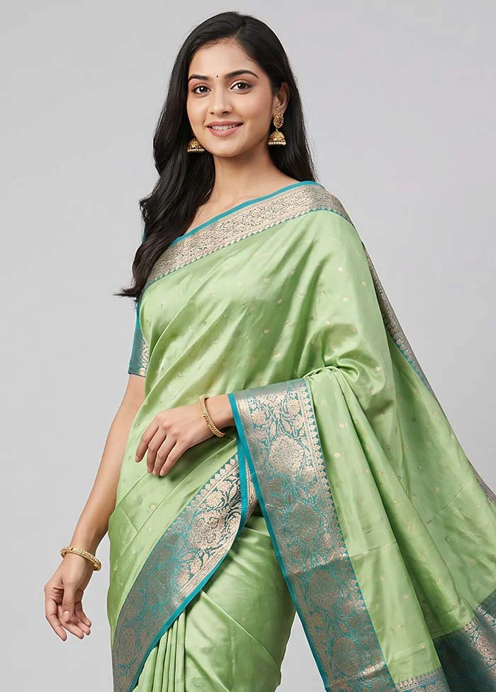 Green Handloom Katan Pure Silk Saree With Blouse Piece - Image 2