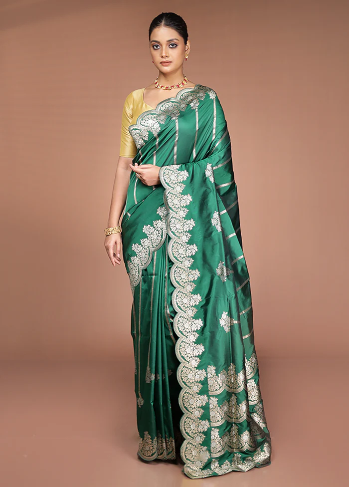 Green Handloom Katan Pure Silk Saree With Blouse Piece - Image 2